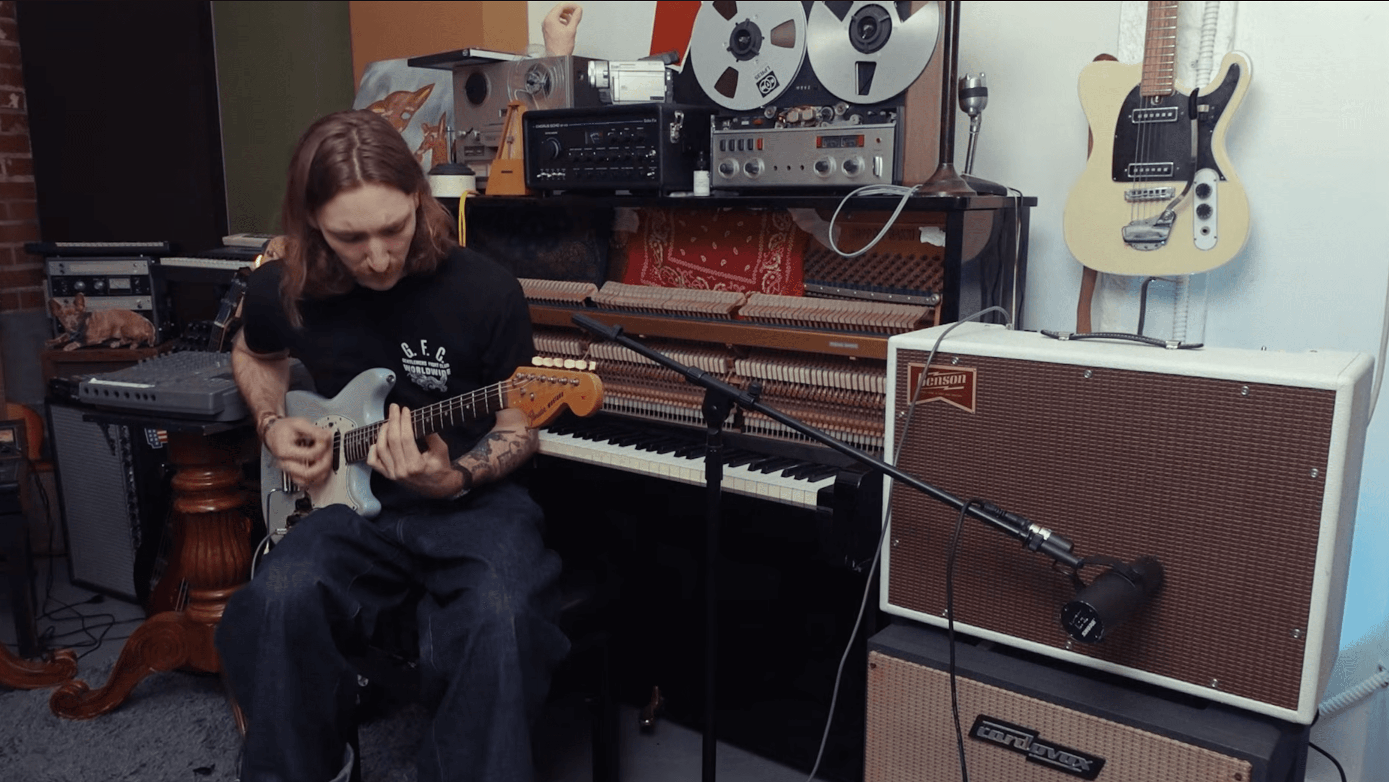 Studio scene from Kado.